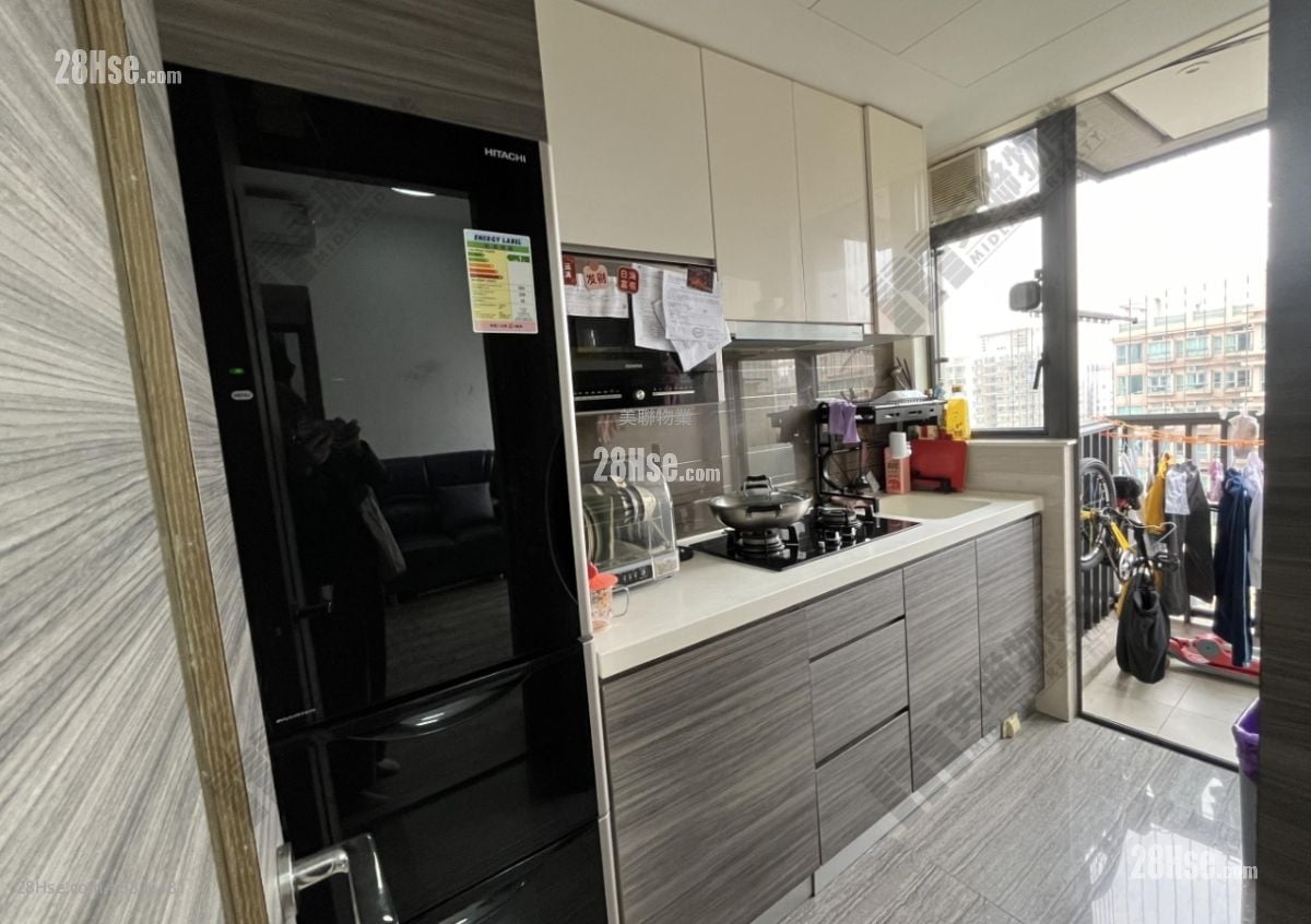 逸峯 租盘 453 平方尺