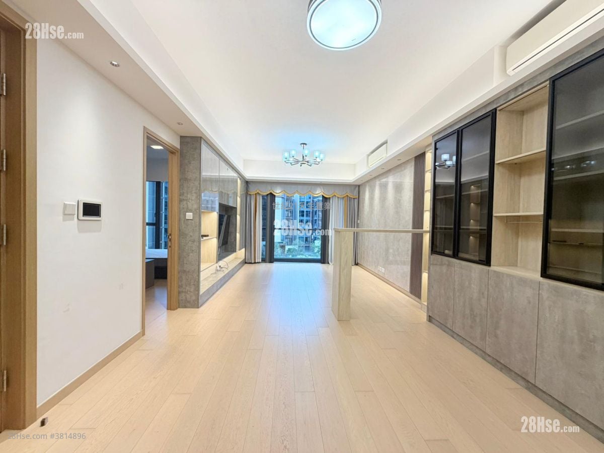 The Bloomsway Sell 5+ Bedrooms , 4 Bathrooms 1,259 ft²