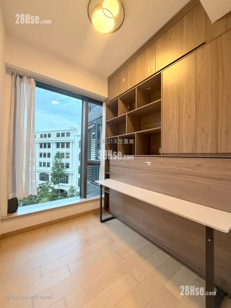 The Bloomsway Sell 5+ Bedrooms , 4 Bathrooms 1,259 ft²