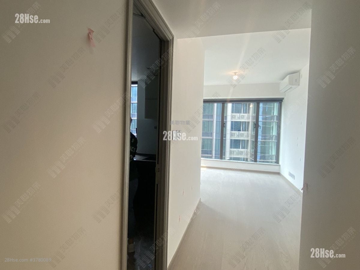 The Southside Rental 3 Bedrooms , 2 Bathrooms 773 ft²