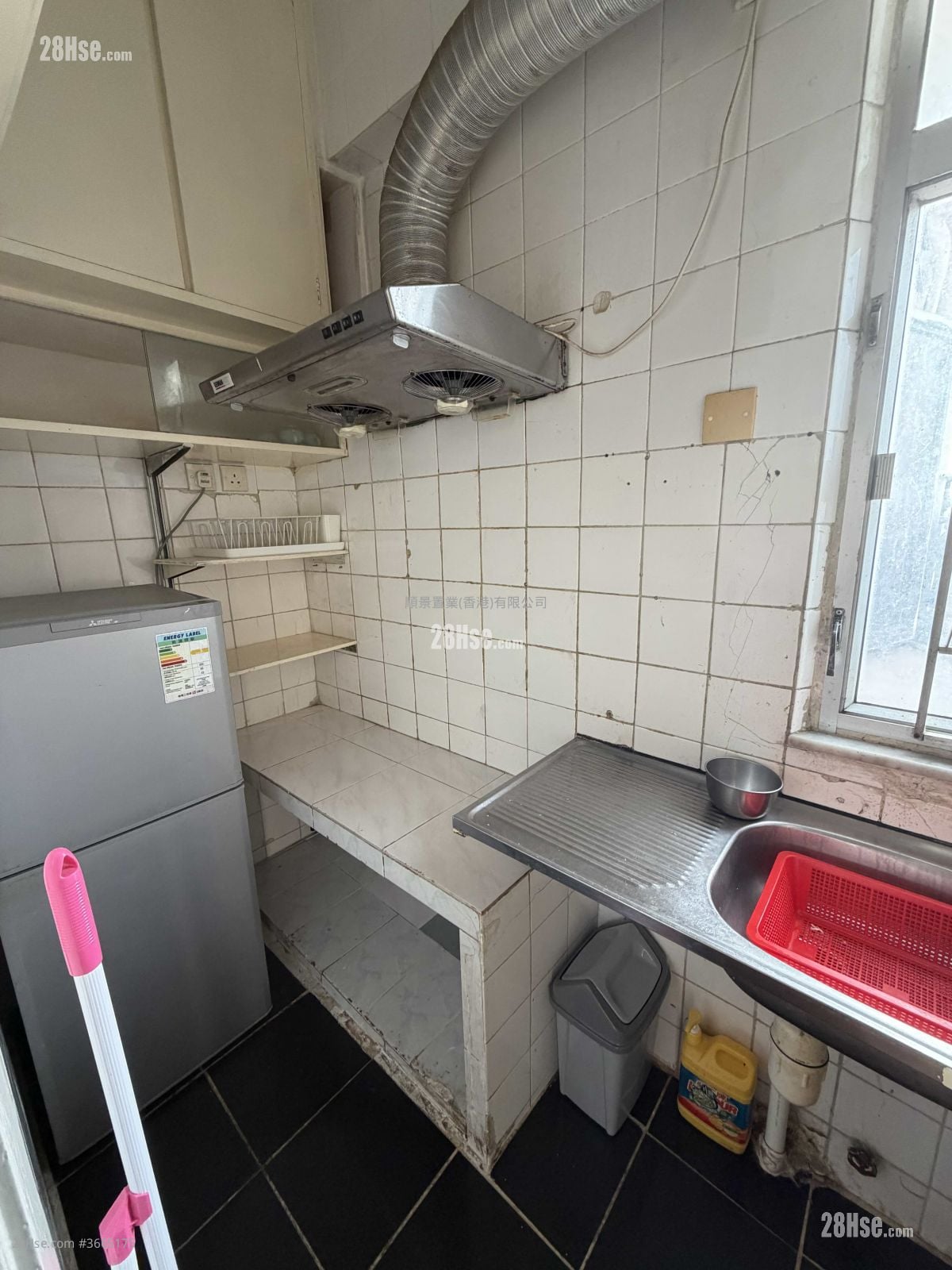 Dickson Building Rental 2 Bedrooms , 1 Bathroom 285 ft²