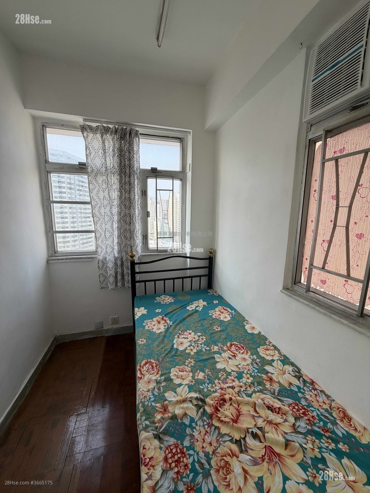 Dickson Building Rental 2 Bedrooms , 1 Bathroom 285 ft²