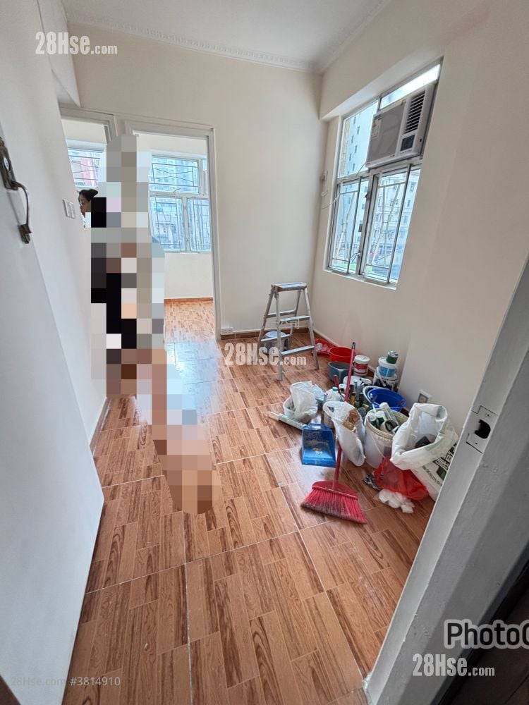 Portland Building Rental 2 Bedrooms , 1 Bathroom 245 ft²