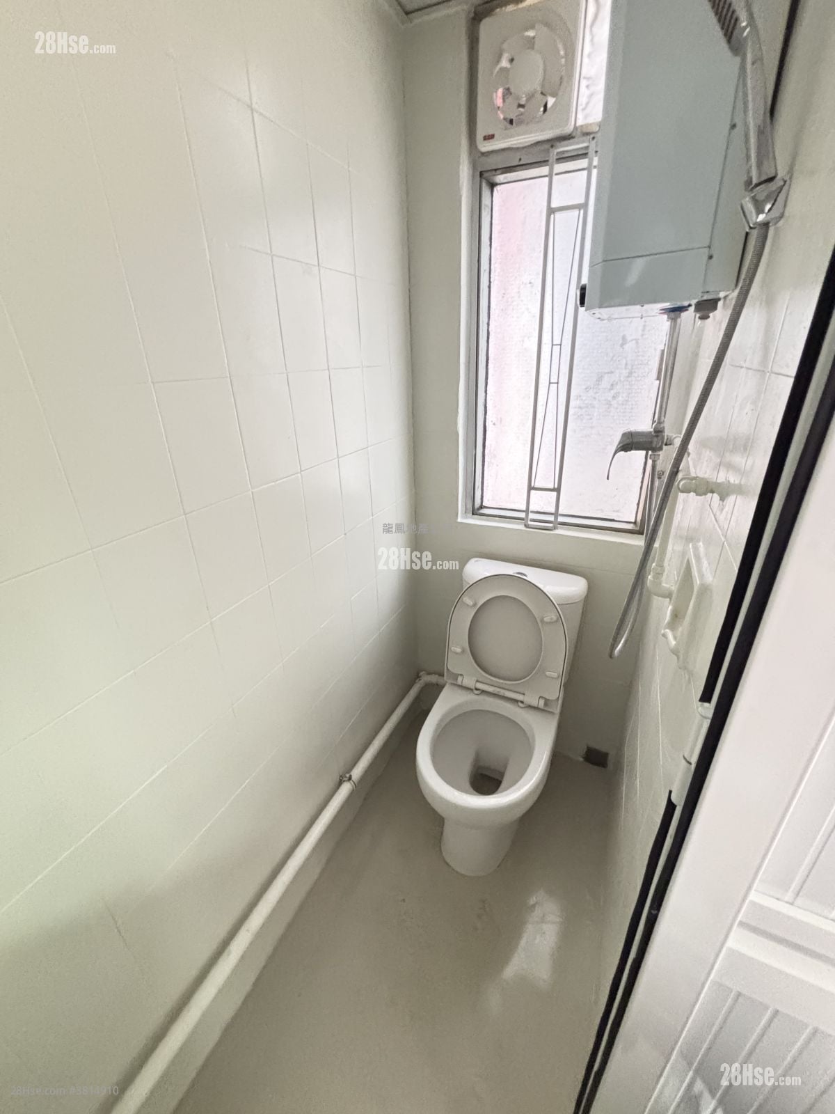 Portland Building Rental 2 Bedrooms , 1 Bathroom 245 ft²