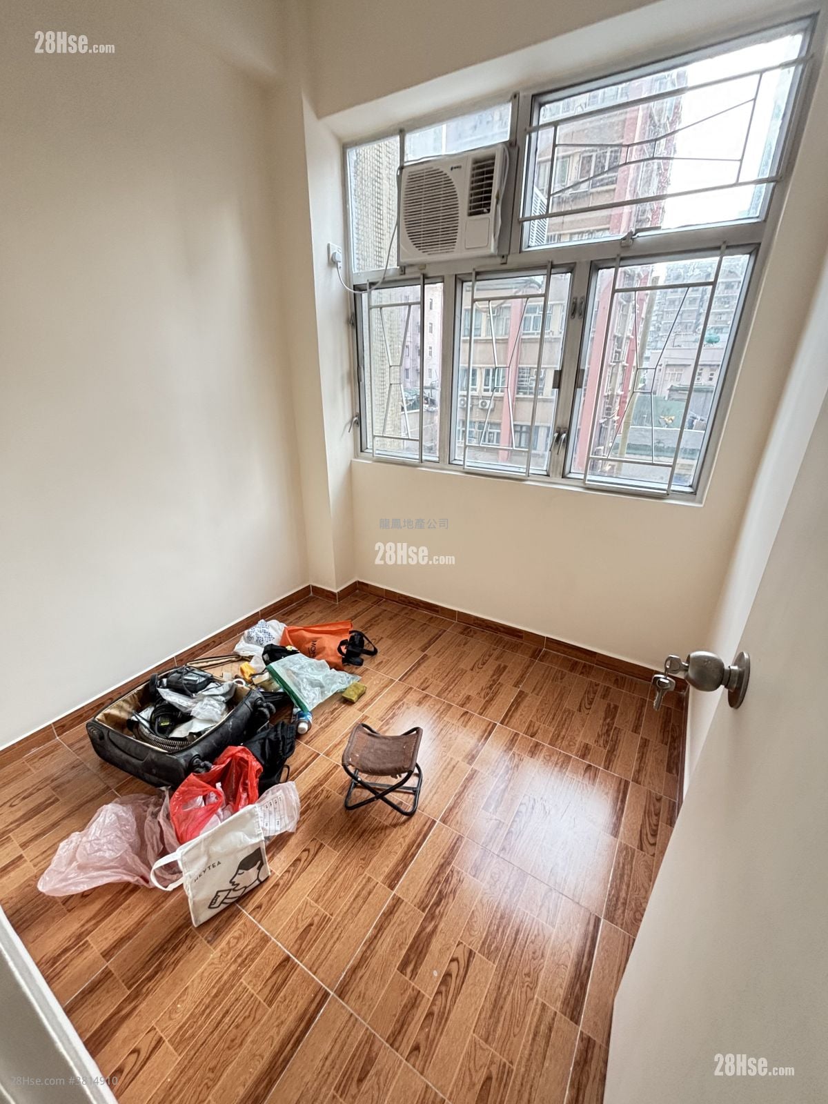 Portland Building Rental 2 Bedrooms , 1 Bathroom 245 ft²