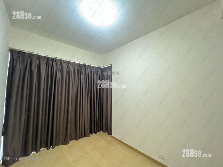 Mantin Heights Rental 689 ft²