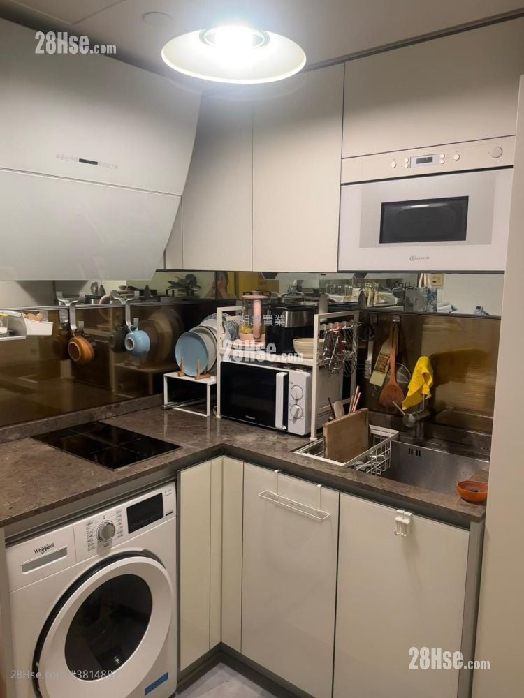 麦花臣汇 租盘 283 平方尺