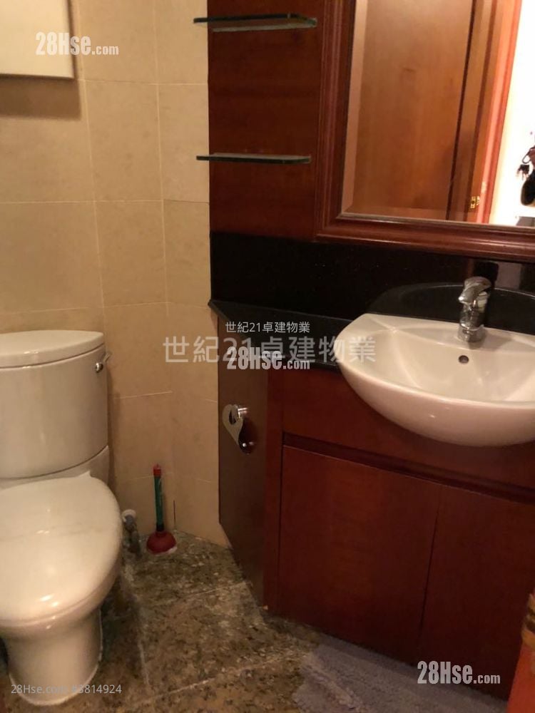 擎天半岛 售盘 2 房 , 2 浴室 620 平方尺