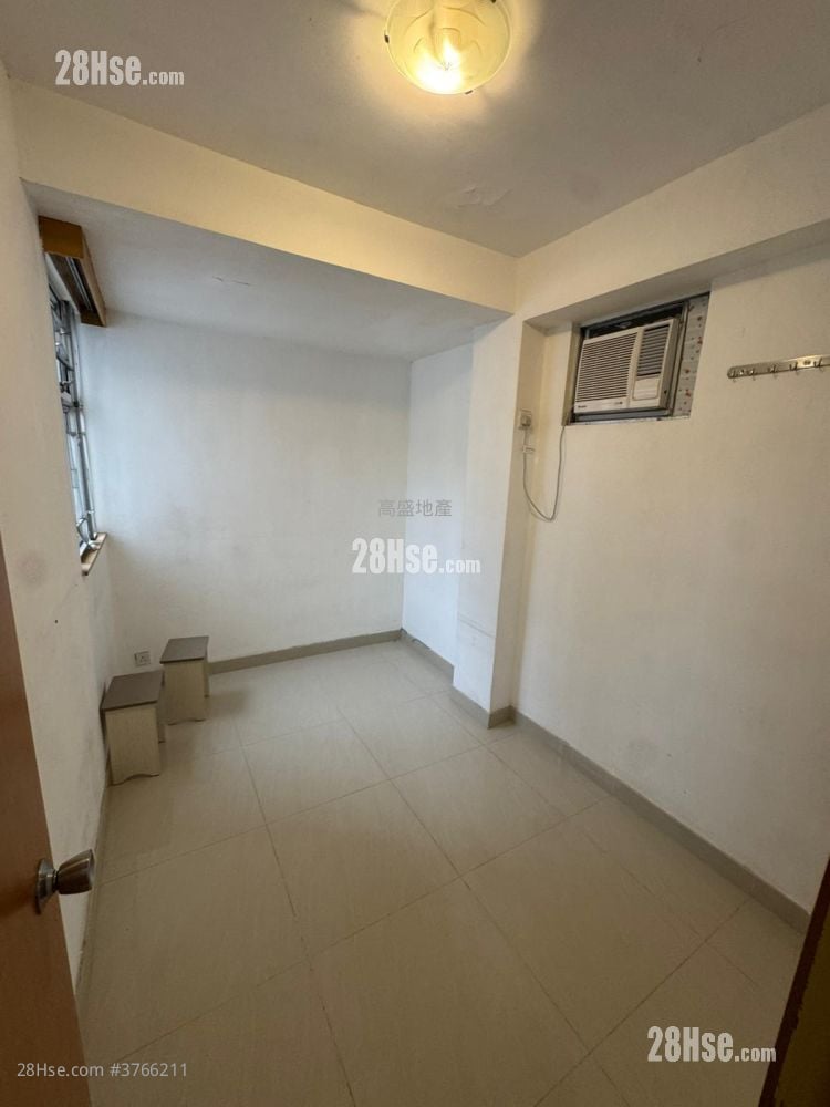 美居中心 租盘 2 房 , 1 浴室 310 平方尺