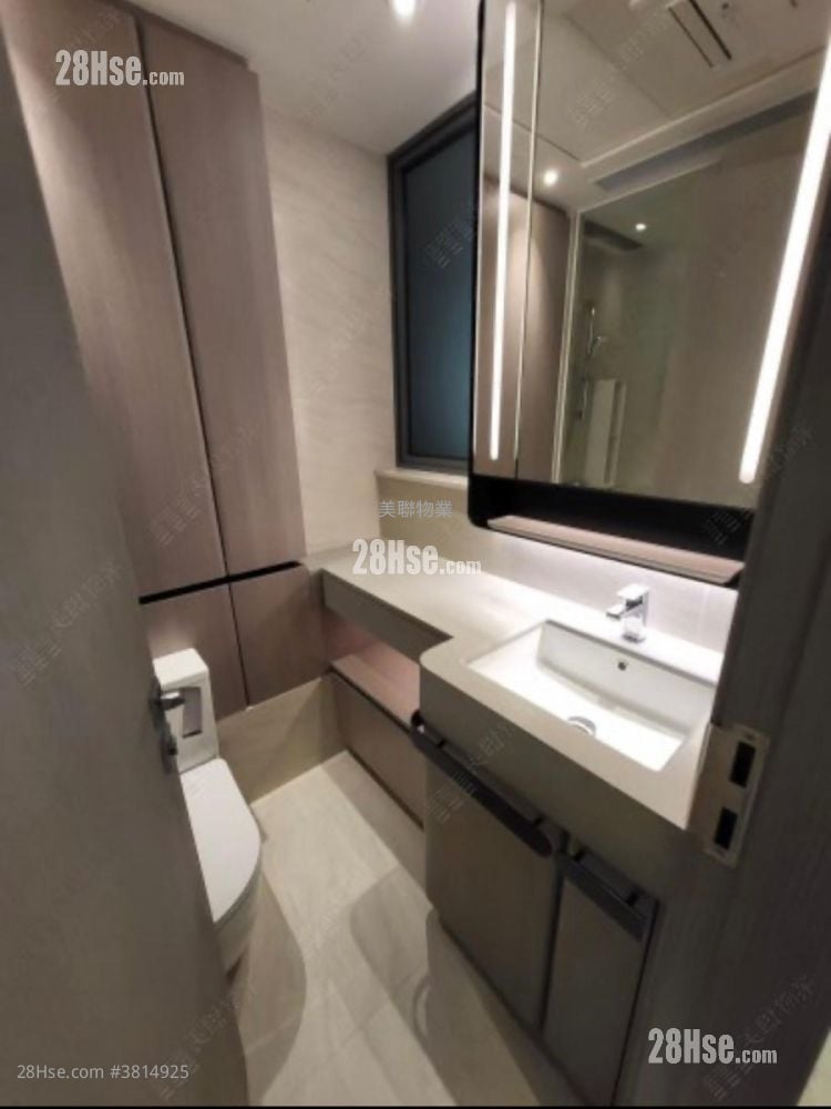 Novo Land Sell 3 Bedrooms , 2 Bathrooms 706 ft²