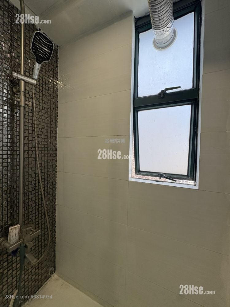 Intelligent Court Rental 2 Bedrooms , 1 Bathroom 365 ft²