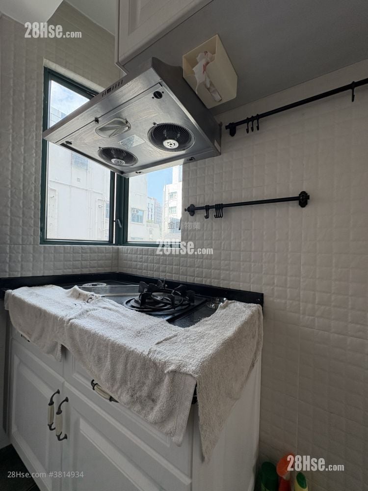 Intelligent Court Rental 2 Bedrooms , 1 Bathroom 365 ft²