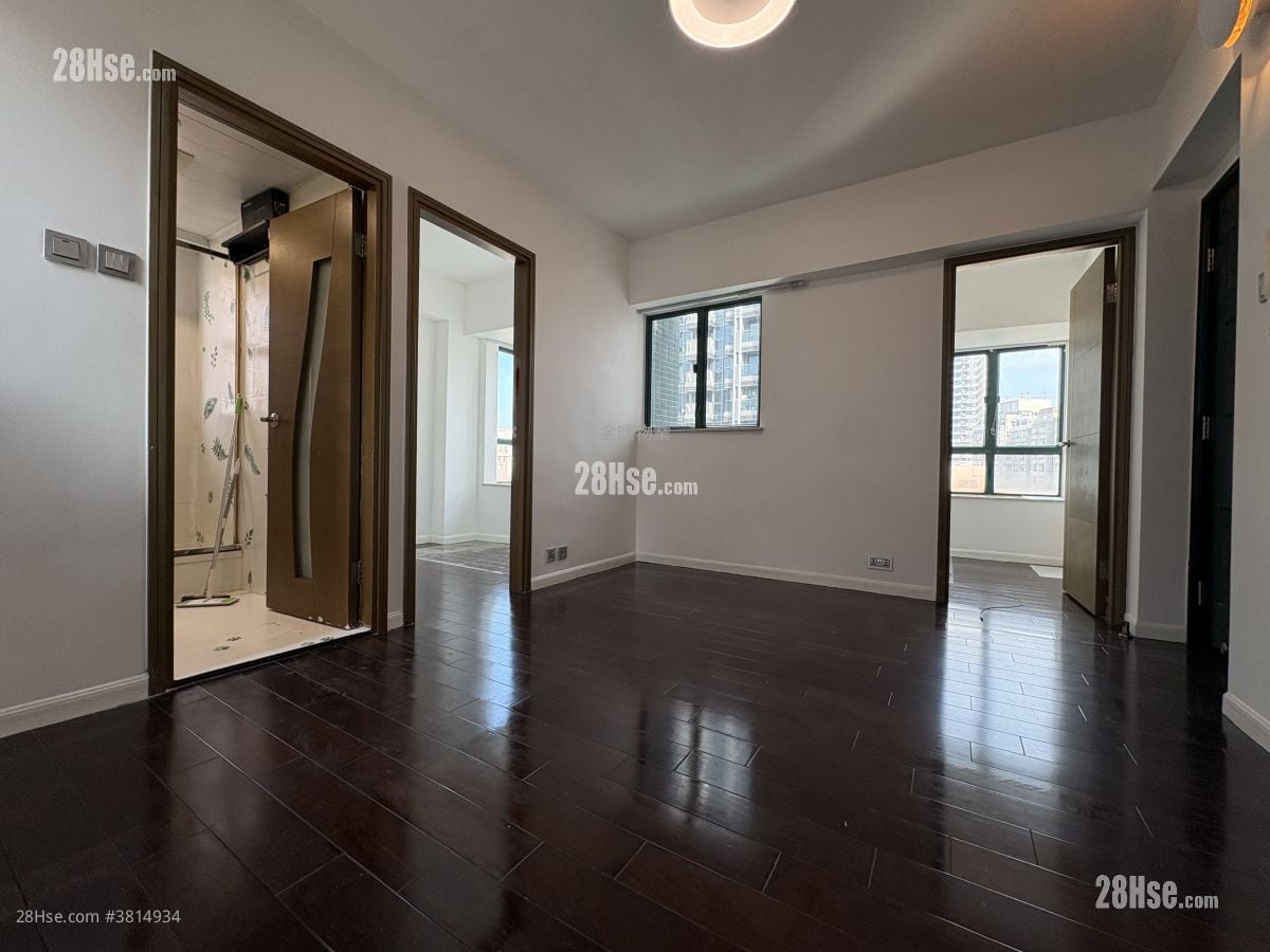 Intelligent Court Rental 2 Bedrooms , 1 Bathroom 365 ft²