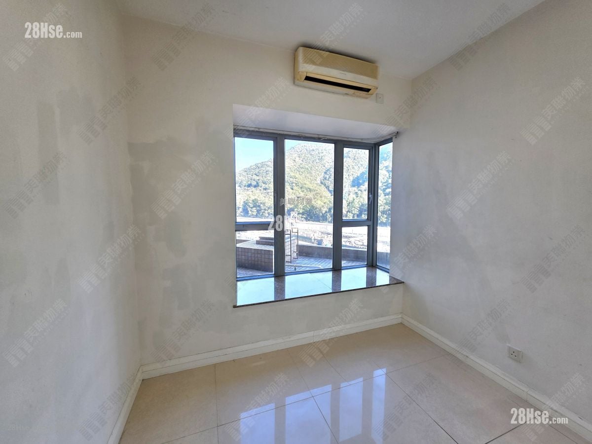 bedroom 1: Caribbean Coast Sell 2 Bedrooms , 2 Bathrooms 518 ft²