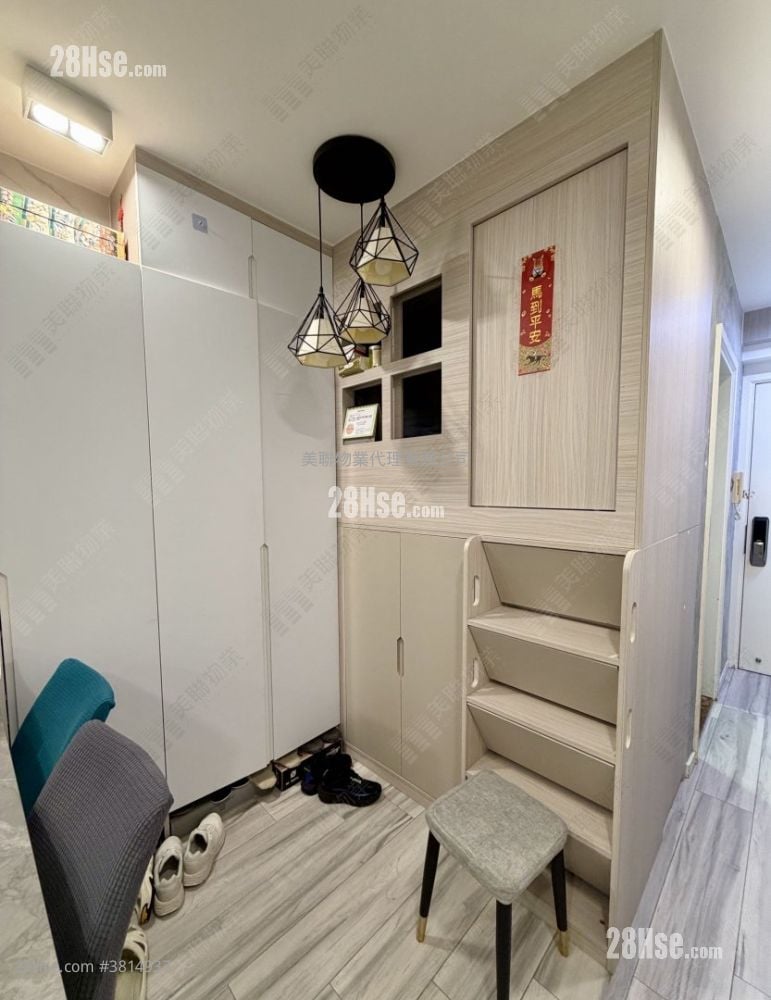 Park Central Sell 3 Bedrooms 636 ft²