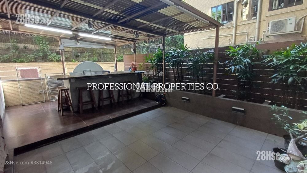 倚雲閣 售盤 3 房 , 2 浴室 1,213 平方呎