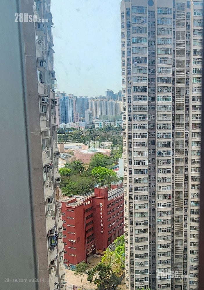 景林邨 售盘 2 房 , 1 浴室 381 平方尺