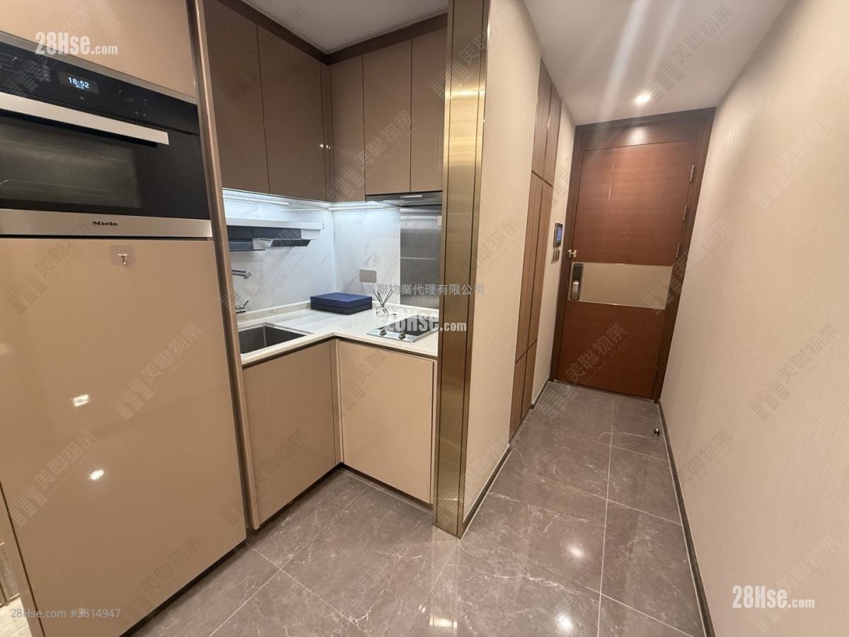 睿峰 售盤 1 房 319 平方呎