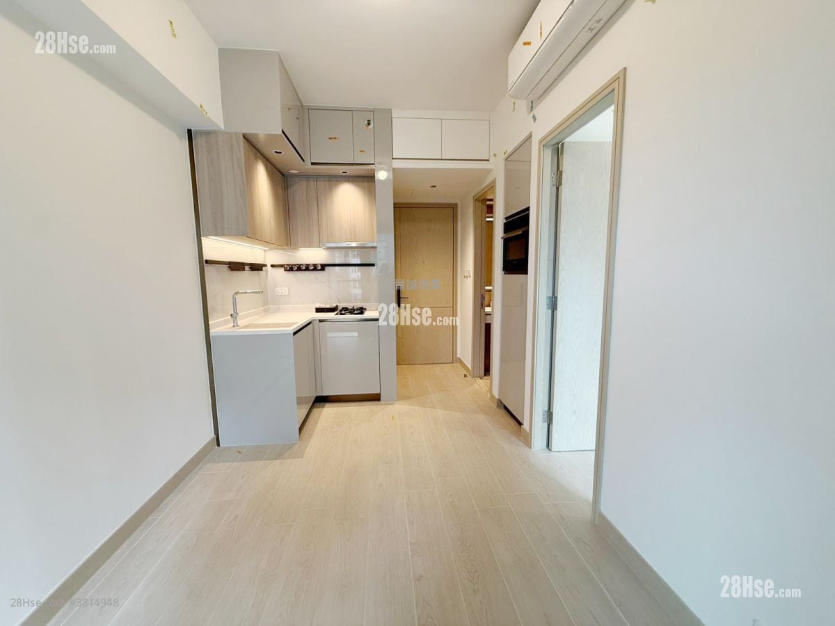 Gold Coast Bay Sell 1 Bedroom , 1 Bathroom 312 ft²