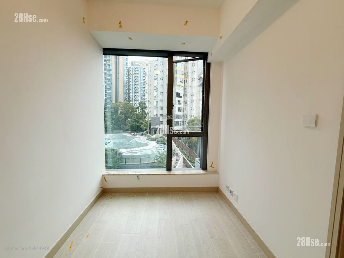 Gold Coast Bay Sell 1 Bedroom , 1 Bathroom 312 ft²