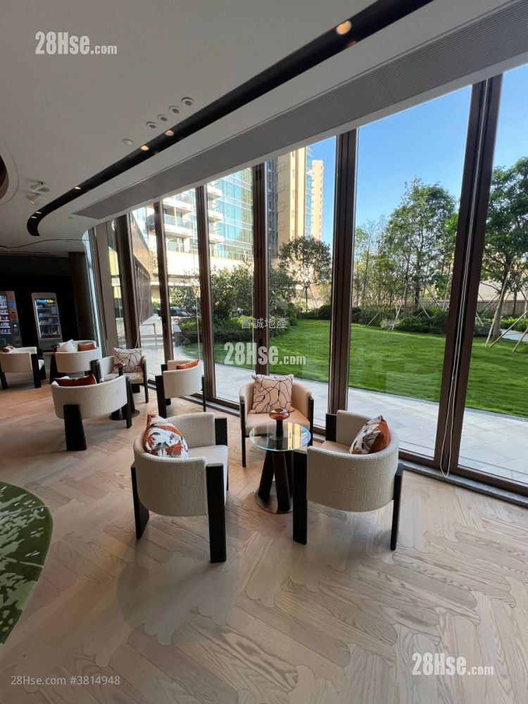 Gold Coast Bay Sell 1 Bedroom , 1 Bathroom 312 ft²