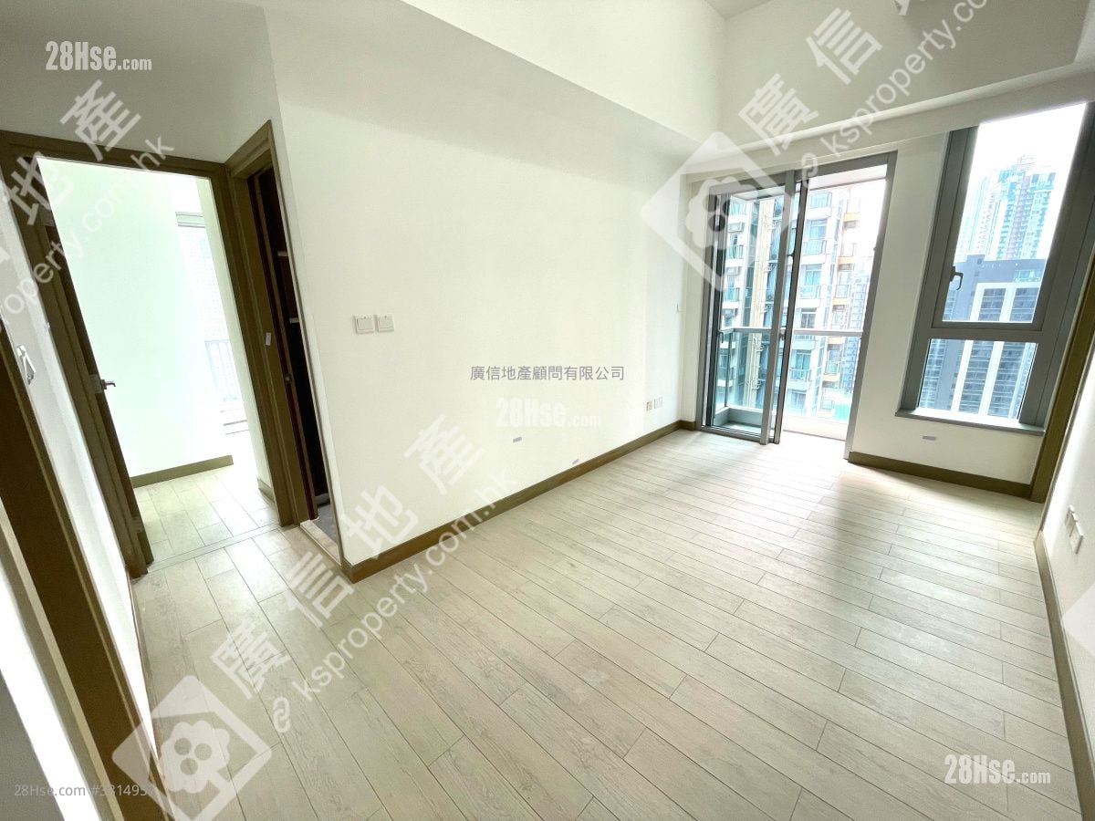 L Living 23 Rental 2 Bedrooms , 1 Bathroom 466 ft²