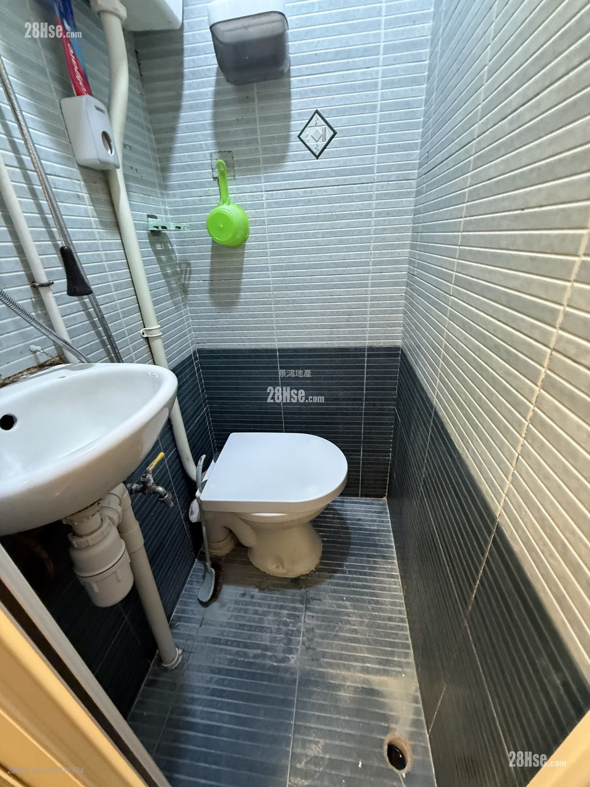 Man Yuen Building Rental 1 Bedroom , 1 Bathroom 180 ft²