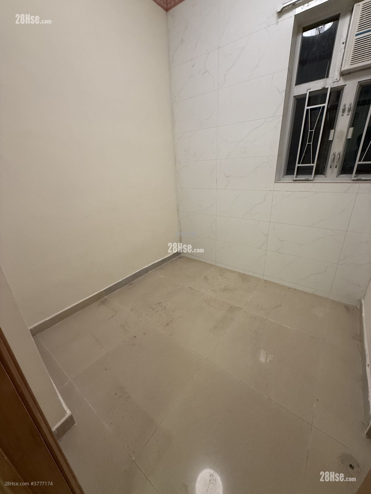 Man Yuen Building Rental 1 Bedroom , 1 Bathroom 180 ft²