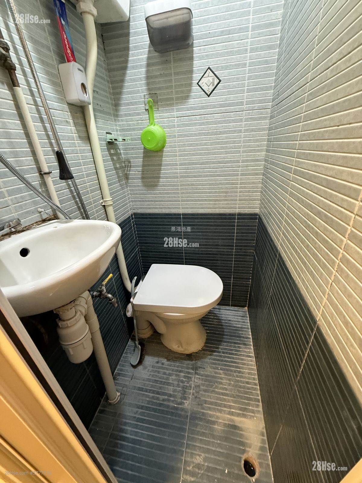Man Yuen Building Rental 1 Bedroom , 1 Bathroom 180 ft²