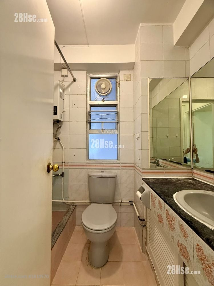 太湖花园 售盘 2 房 , 1 浴室 400 平方尺