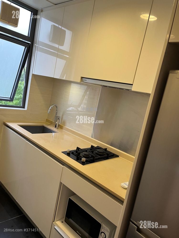 尚峦 租盘 开放式间隔 , 1 浴室 273 平方尺