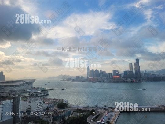 Elizabeth House Sell 2 Bedrooms 540 ft²