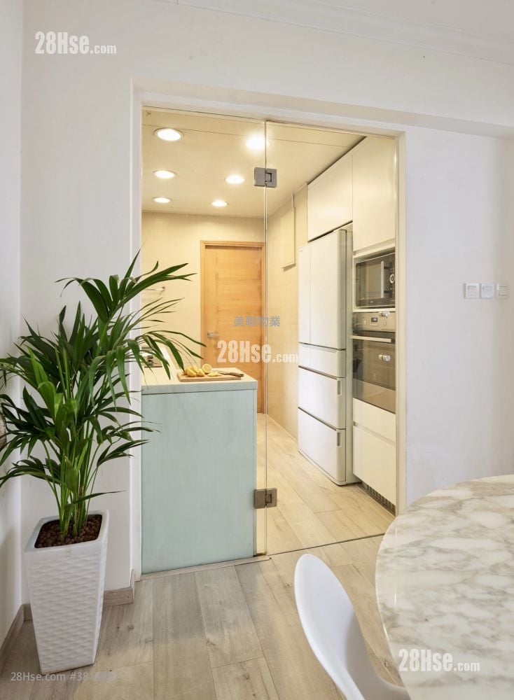 鼎峰大厦 售盘 3 房 1,173 平方尺