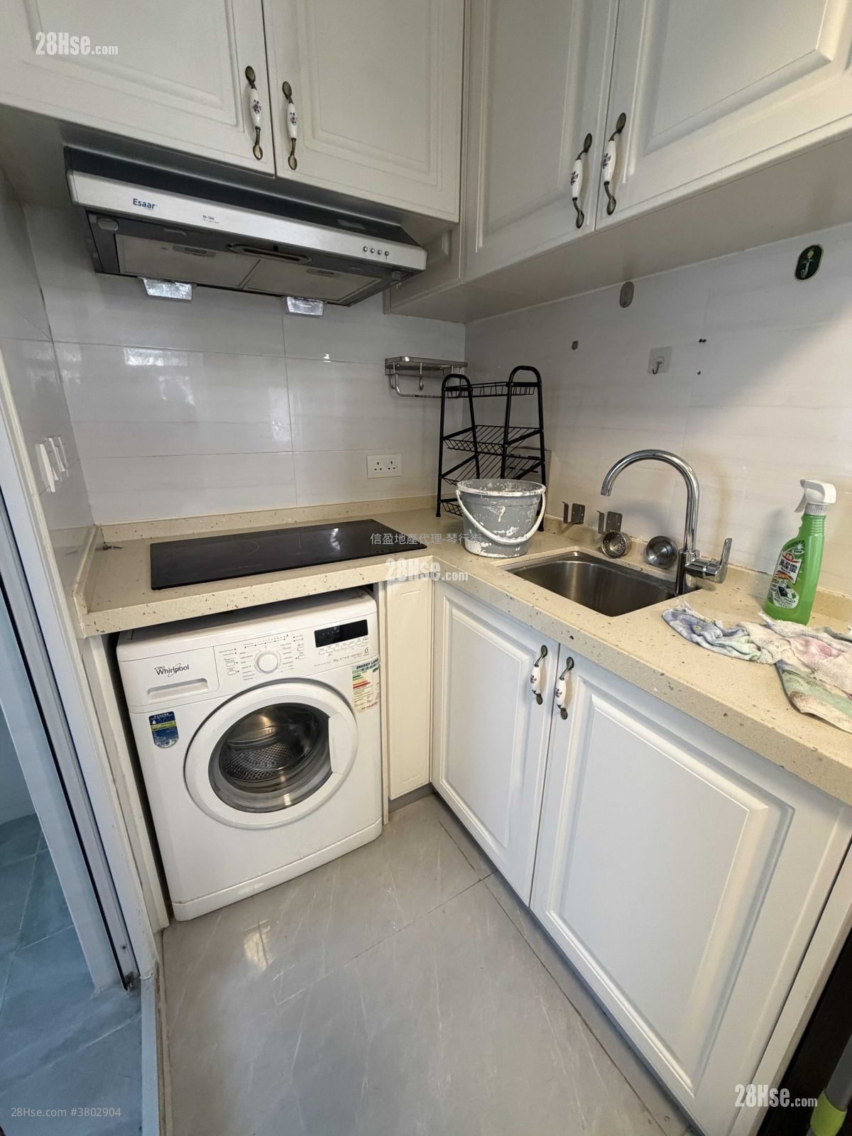 Nam Tin Building Rental 2 Bedrooms , 1 Bathroom 300 ft²