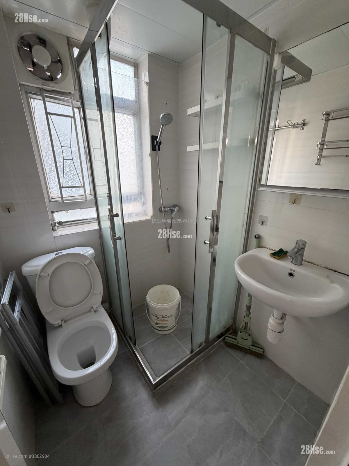 Nam Tin Building Rental 2 Bedrooms , 1 Bathroom 300 ft²