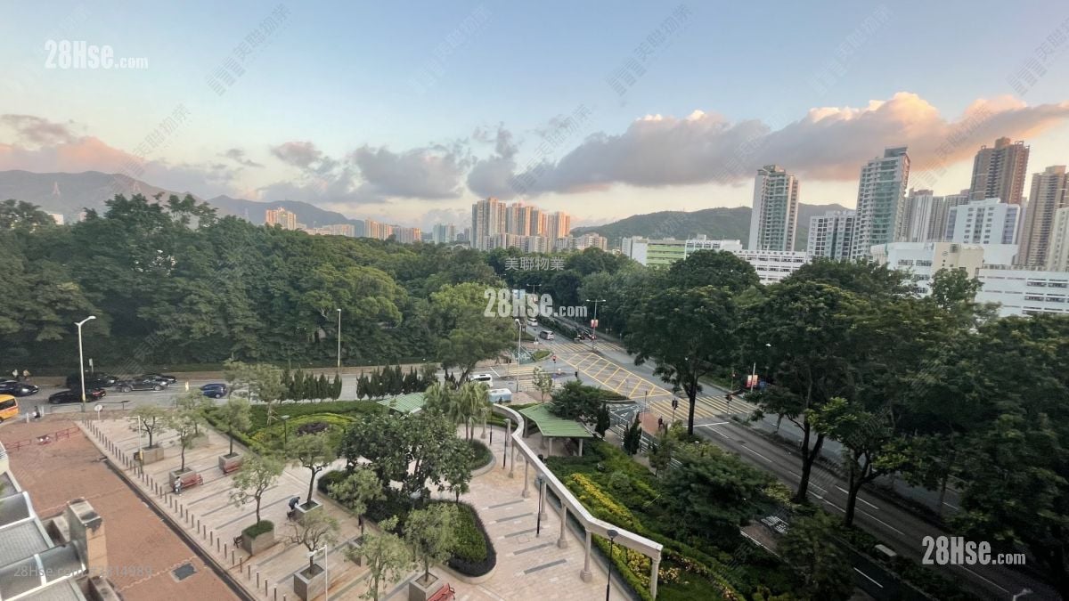 Sheung Shui Centre Sell 2 Bedrooms , 1 Bathroom 342 ft²