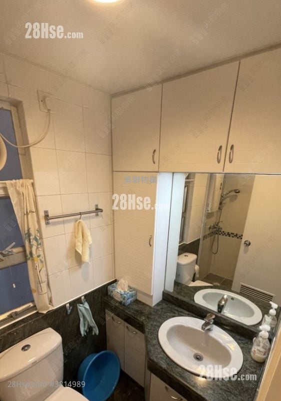 Sheung Shui Centre Sell 2 Bedrooms , 1 Bathroom 342 ft²