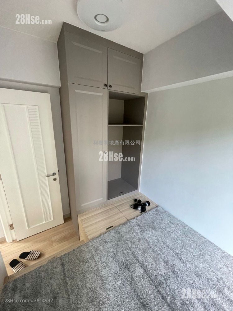 峻滢 售盘 2 房 498 平方尺