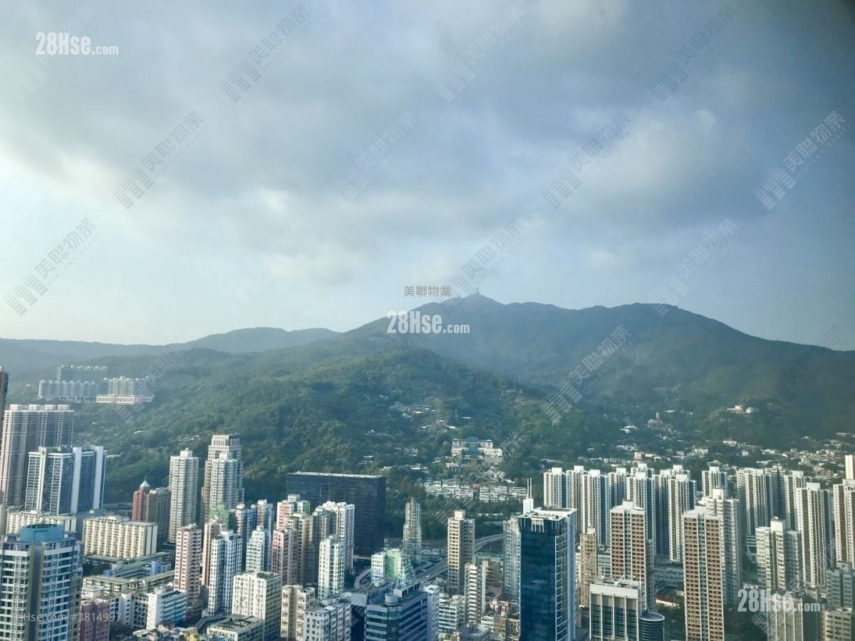 living room: Chelsea Court Sell 2 Bedrooms , 1 Bathroom 554 ft²