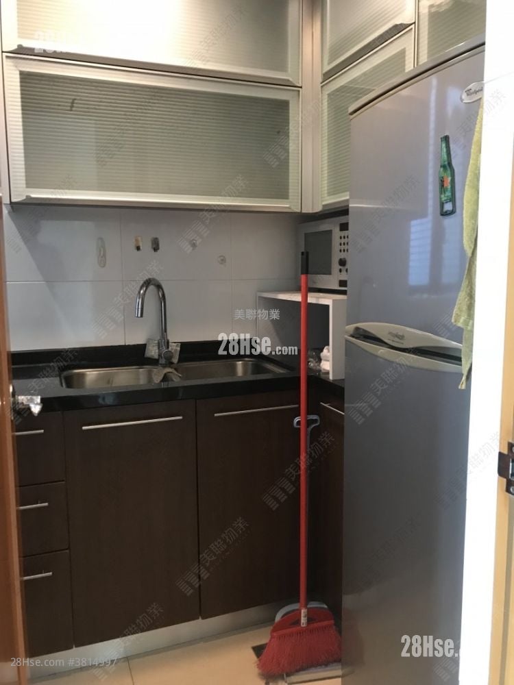 kitchen: Chelsea Court Sell 2 Bedrooms , 1 Bathroom 554 ft²