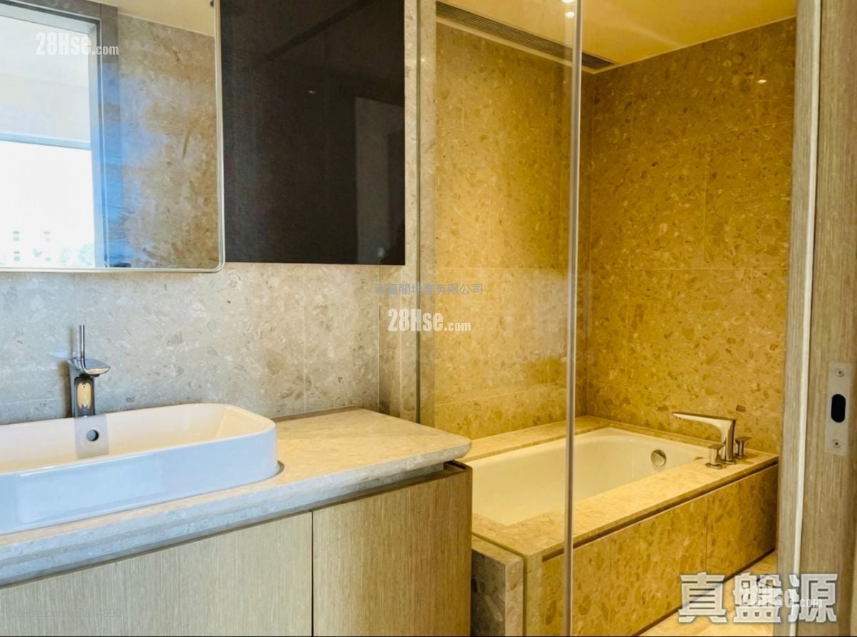 香岛 售盘 3 房 1,175 平方尺