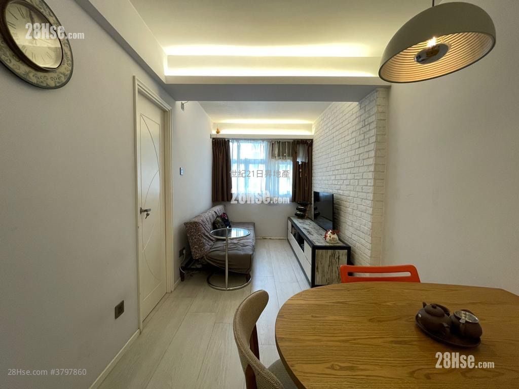 嘉安苑 售盘 2 房 , 1 浴室 347 平方尺