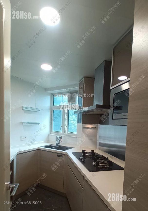 The Beaumount Sell 3 Bedrooms , 2 Bathrooms 694 ft²