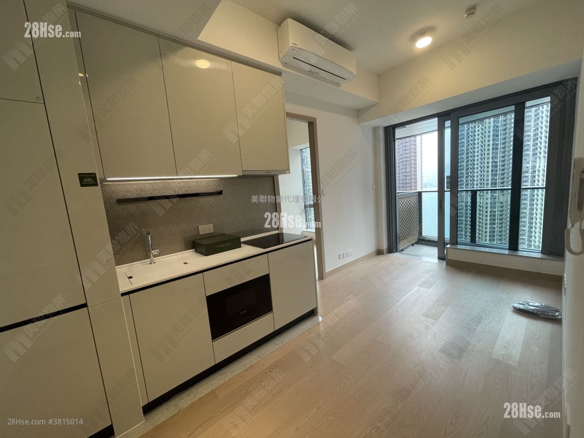 Park Seasons Sell 1 Bedroom , 1 Bathroom 327 ft²