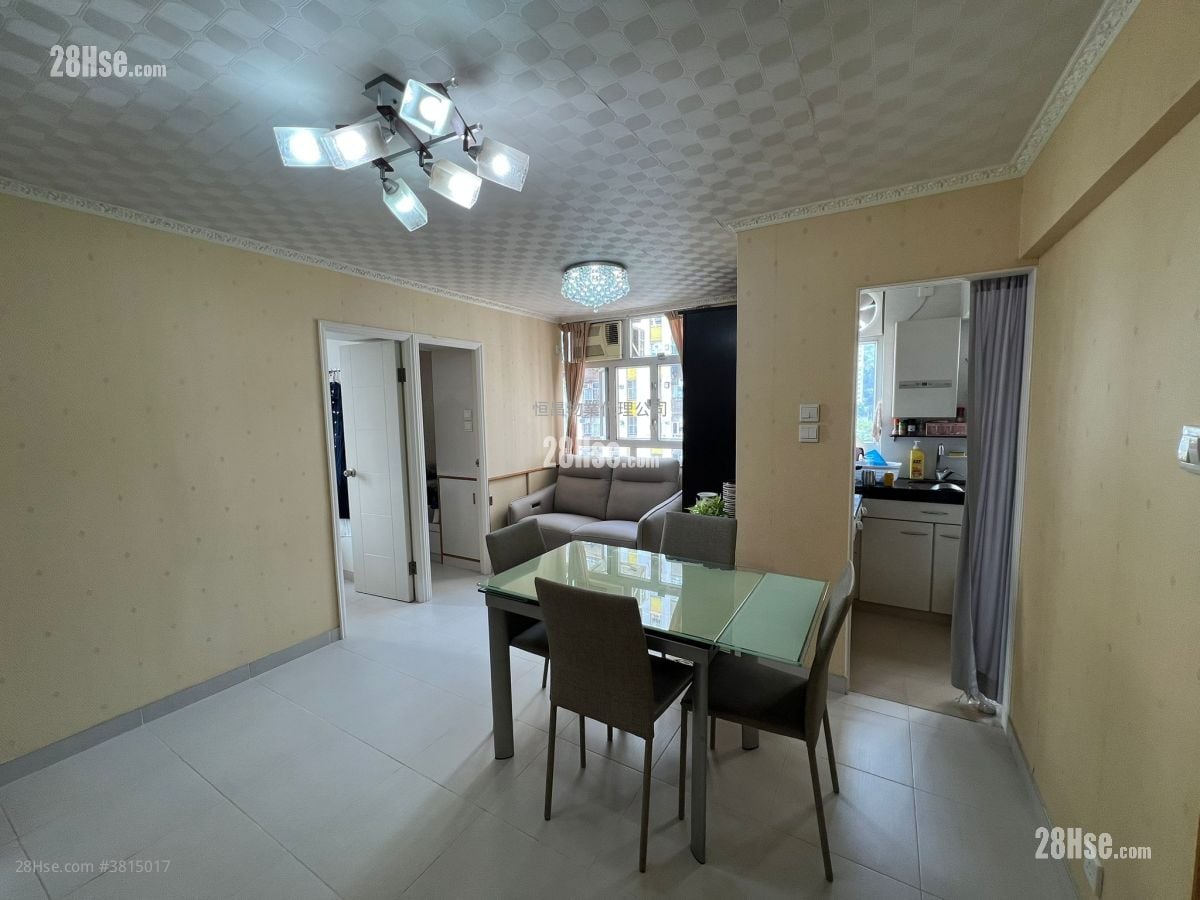 天马苑 售盘 2 房 415 平方尺