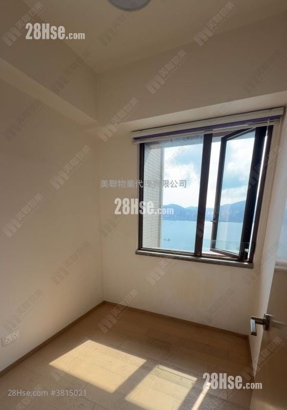 LP6 售盘 3 房 , 1 浴室 644 平方尺