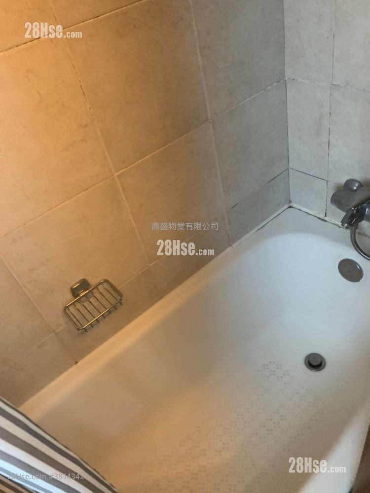 御皇臺 租盤 2 房 , 1 浴室 379 平方呎