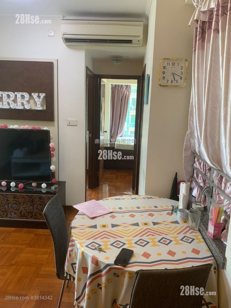 御皇臺 租盤 2 房 , 1 浴室 379 平方呎