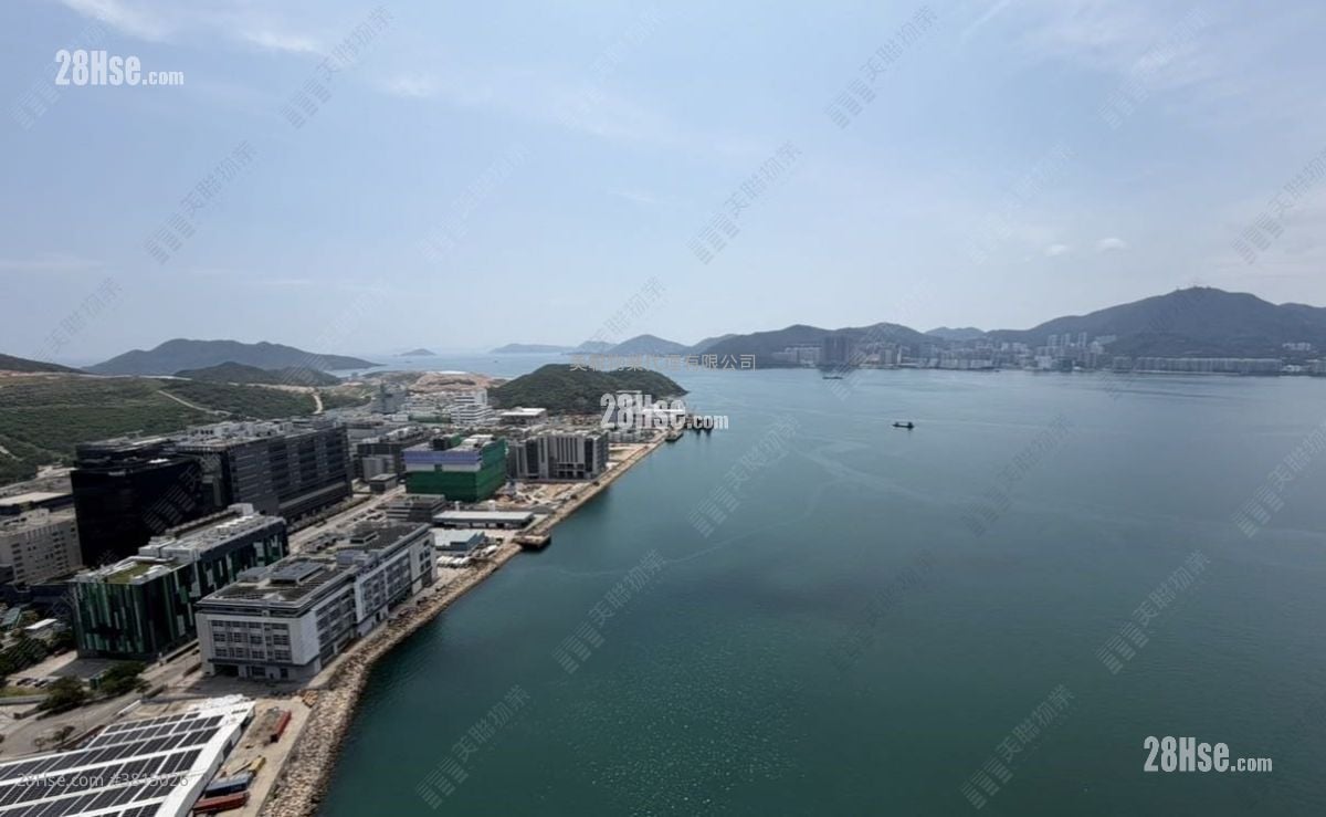 LP6 售盘 3 房 , 2 浴室 728 平方尺