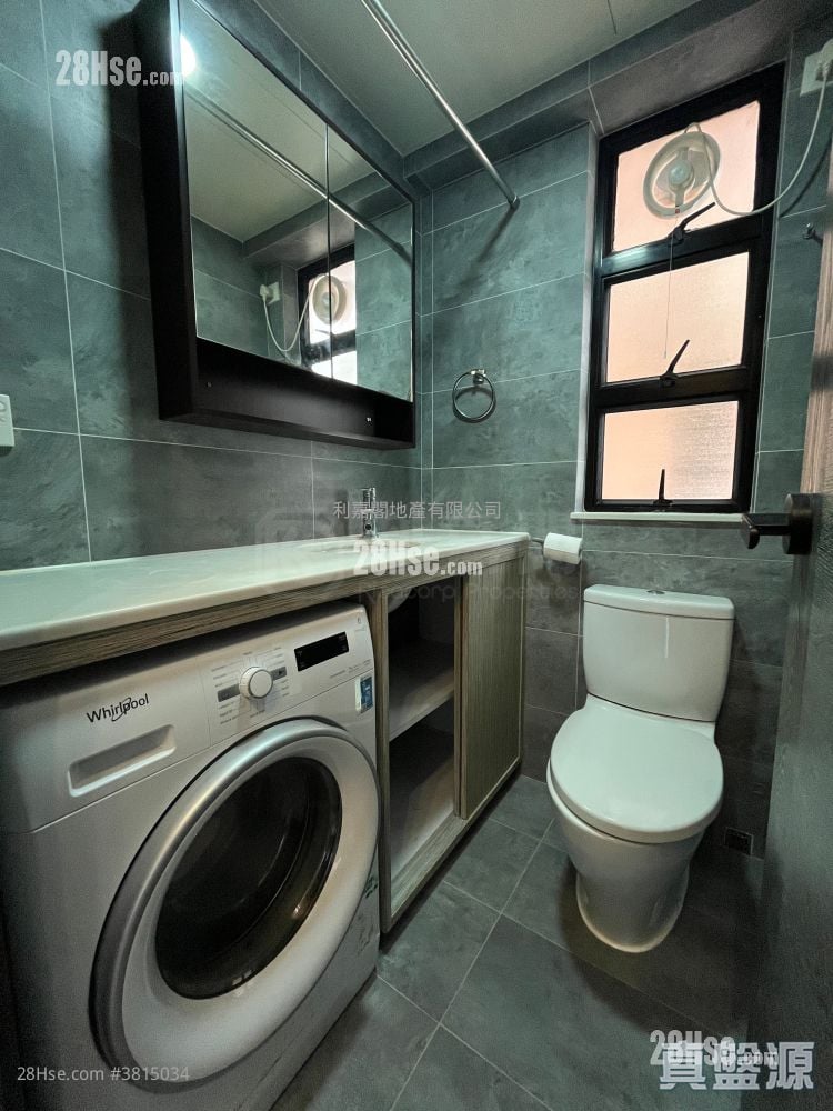 新港城 售盘 3 房 519 平方尺